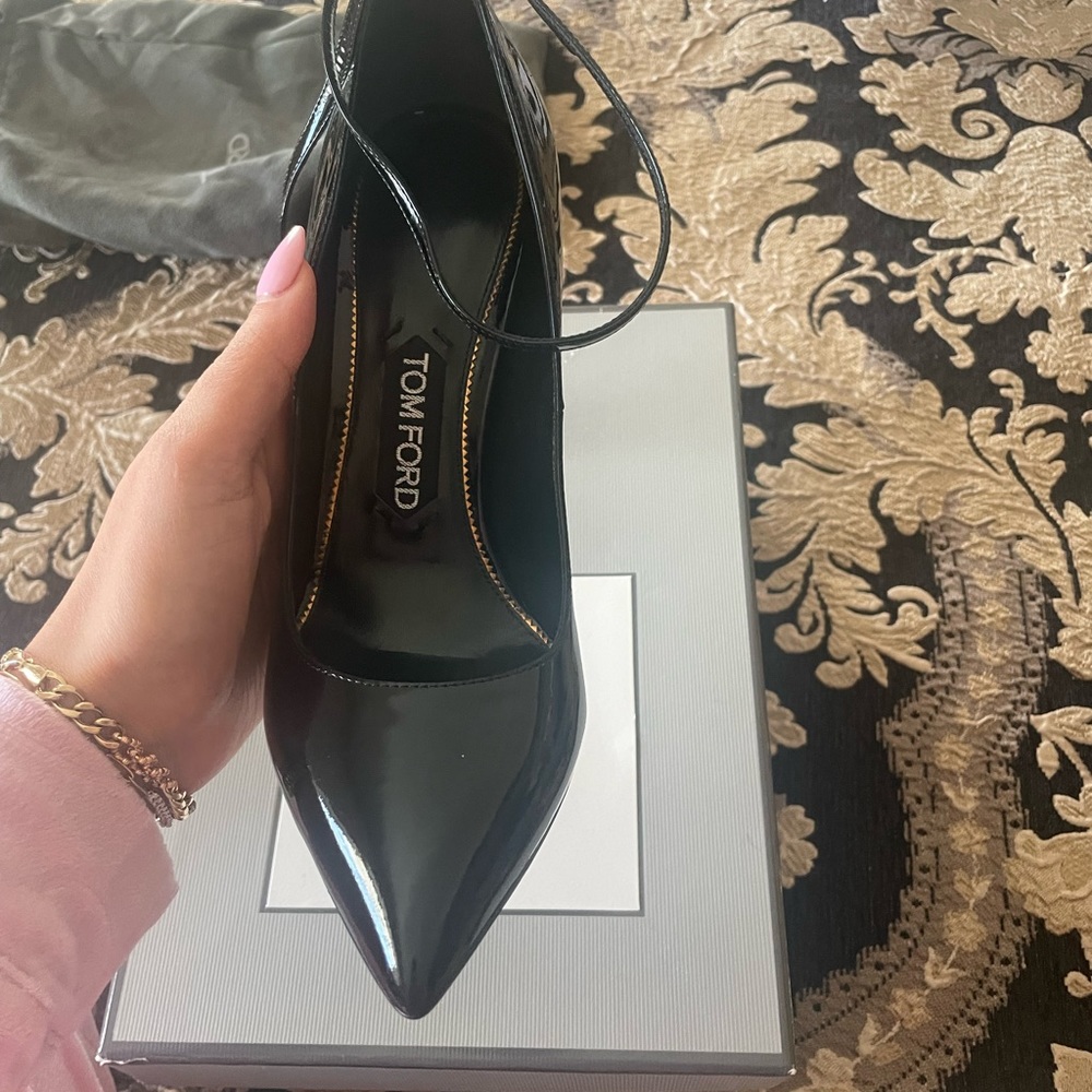 Tom Ford lock heels
